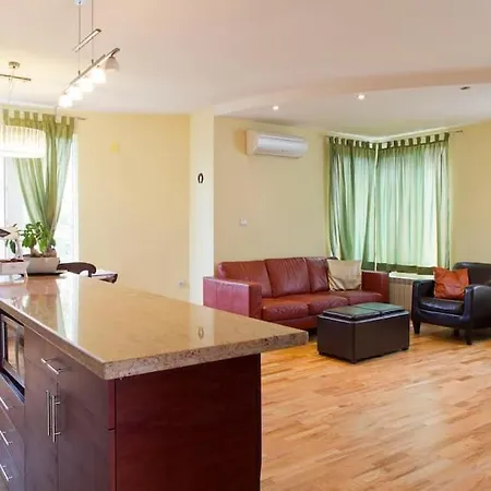 Apartament Luxury Place, Great For Families, 3bed, 1,5bath Sofia